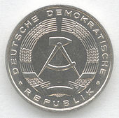 10 Pfennig DDR Bildseite.JPG