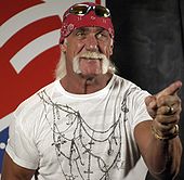 Hulk Hogan, introducido en 2005.