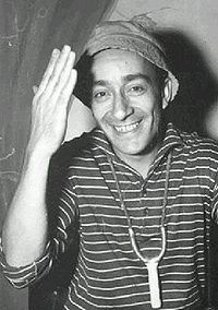Alberto Olmedo caracterizado como el Capitán Piluso, su famoso personaje infantil