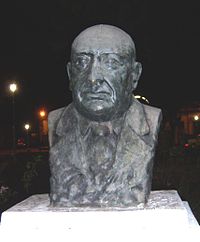 Busto Juan Jose Segura.JPG