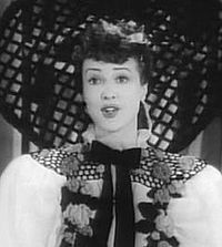 Gypsy Rose Lee en "Stage Door Canteen" (1943)