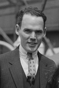 Henry Hull en 1923