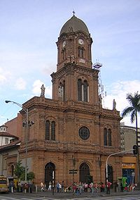 Iglesia San Jose-fachada-Medellin.JPG