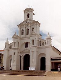 Iglesia de Ntra. Sra. de la Asunción, Marinilla.jpg