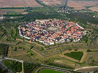 Vista aérea de la plaza fuerte de Neuf-Brisach