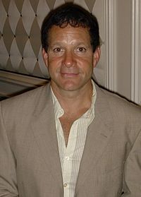 Steve Guttenberg en julio de 2005.