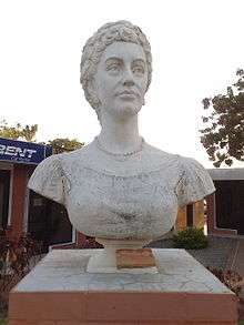 Busto de Josefa Camejo.JPG
