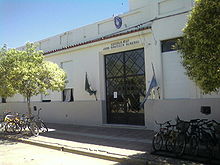 Escuela primaria en Moquehuá.jpg