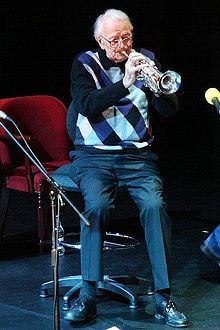 Humphrey Lyttleton -playing trumpet -Lyric Theatre 25n2007c.jpg