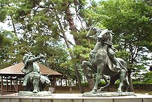 Takeda Shingen versus Uesugi Kenshin statue.jpg