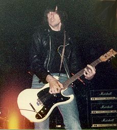 Johnny Ramone 1983 c.jpg