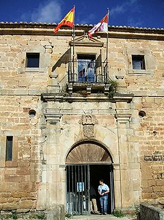 Aguilar de Campoo - Monasterio de Santa Maria la Real 1.jpg