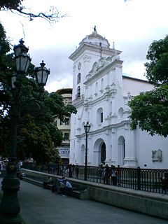 Caracas Cathedral 2.jpg