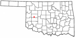 Ubicación en los condados de Custer y Washita en OklahomaUbicación de Oklahoma en EE. UU.