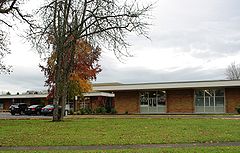 Oak Hills Elementary School - Oak Hills, Oregon.JPG