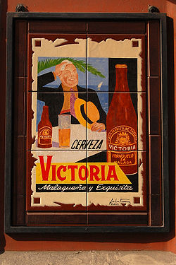Azulejos cerveza Victoria.jpg