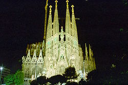 Barcelona Iglesia Sagrada Familia 02.jpg