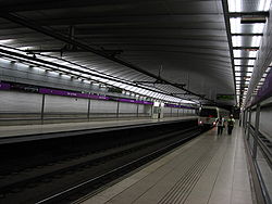 Barcelona Metro - Bac de Roda.jpg