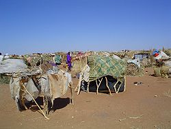 Campo de refugiados cerca de Nyala, resultado del conflicto de Darfur.
