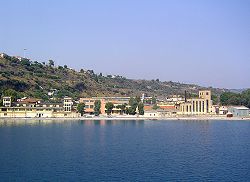Vista del puerto de Egio
