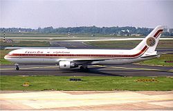 Egyptair Boeing 767-300 in 1992.jpg