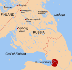 Mapa del Istmo de Carelia. Se muestran las ciudades más importantes, la actual frontera fino-rusa al noroeste y la frontera previa a la Guerra de Invierno más al sur