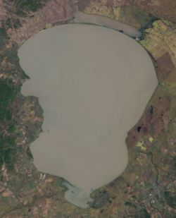 Lake Khanka Landsat 7 2001-09-25.jpg