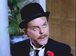 David Tomlinson en su papel de George Banks en la película Mary Poppins, 1964