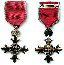 Mbe medal front and obverse.jpg