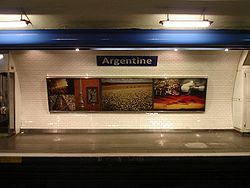 Metro-Paris-Ligne-1-station Argentine 02.jpg