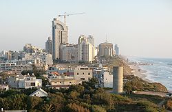 Netanya skyline - hoyasmeg.jpg