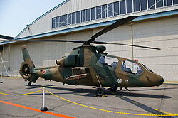 OH-1 en la base Kasumigaura de la JGSDF en 2008.