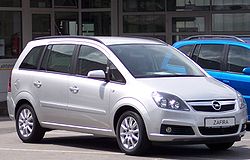 Segunda generación del Opel Zafira (el Chevrolet Zafira es casi igual)