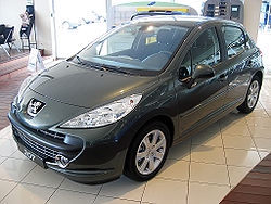 Peugeot 207 02.jpg