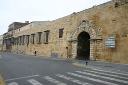 Spain.Tarragona.Portal.Sant.Antoni.00.A.jpeg