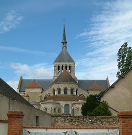 Abbaye Saint Benoit sur Loire.jpg