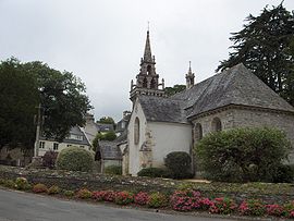 Locquénolé - église.jpg