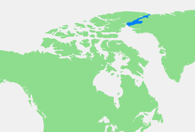 Estrecho de Nares,  separando la isla de Ellesmere y Groenlandia (en su parte central está la cuenca Kane)