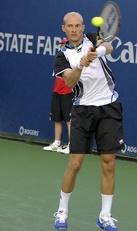 Nikolay Davydenko at the 2008 Rogers Cup2.jpg