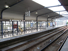 Simon Bolivar Station.jpg