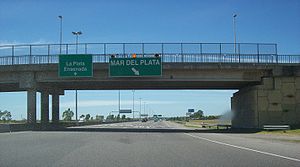 Autopista Bs As La Plata en Hudson.jpg