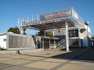 Liceo Oscar Castro1.jpg