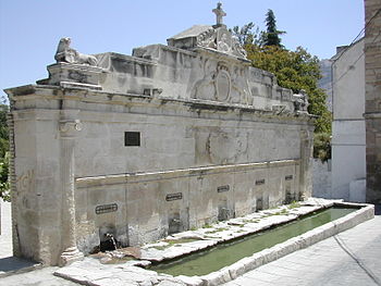Fuente de la Plaza de Isabel II o «de los Cinco Caños».