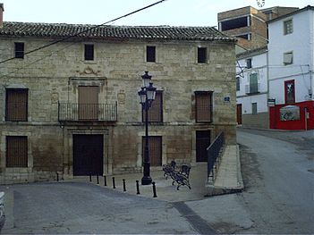 Casa solariega de piedra (familia de Ochoa).