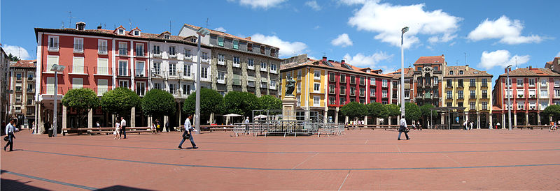 Vista panorámica del lado oeste-norte de la Plaza Mayor.